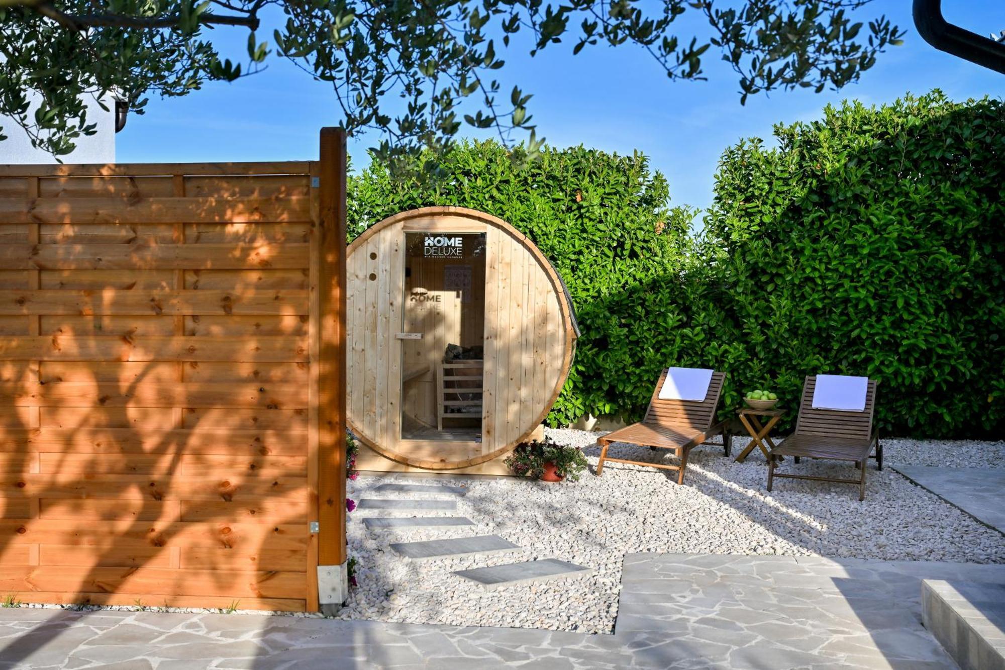 Holiday Home Aprilis With Pool, Jacuzzi And Sauna Galovac  Exterior photo