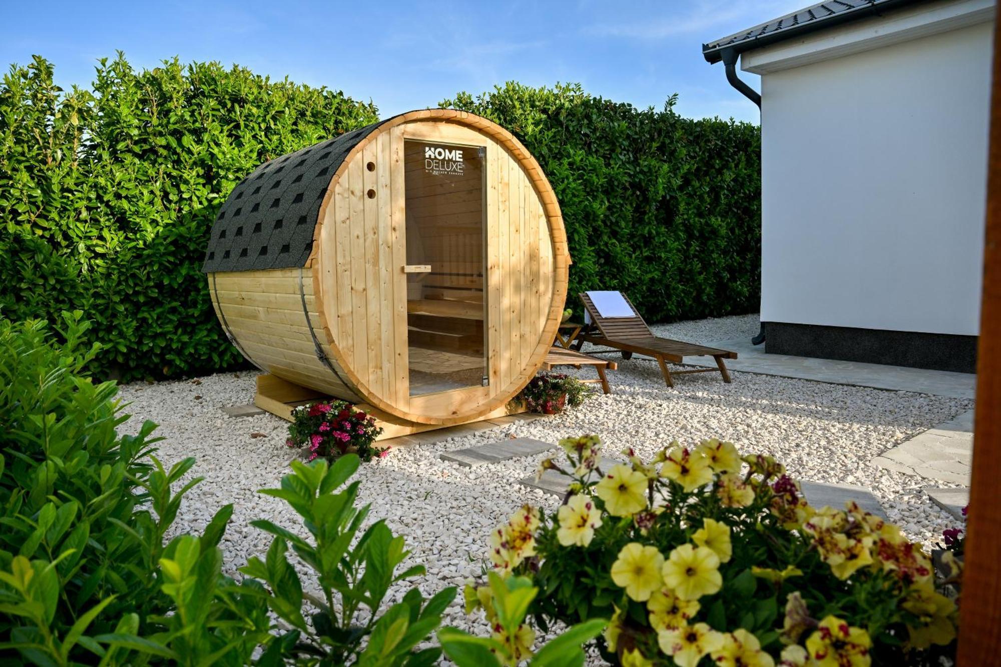 Holiday Home Aprilis With Pool, Jacuzzi And Sauna Galovac  Exterior photo